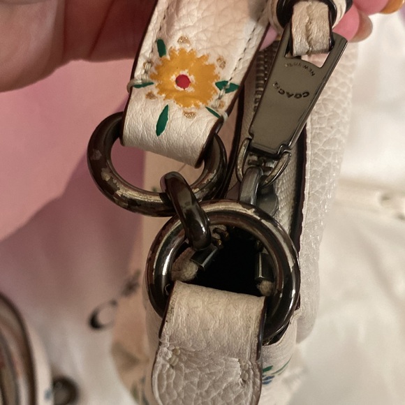 Coach Leather Bag with floral print - Picture 9 of 12